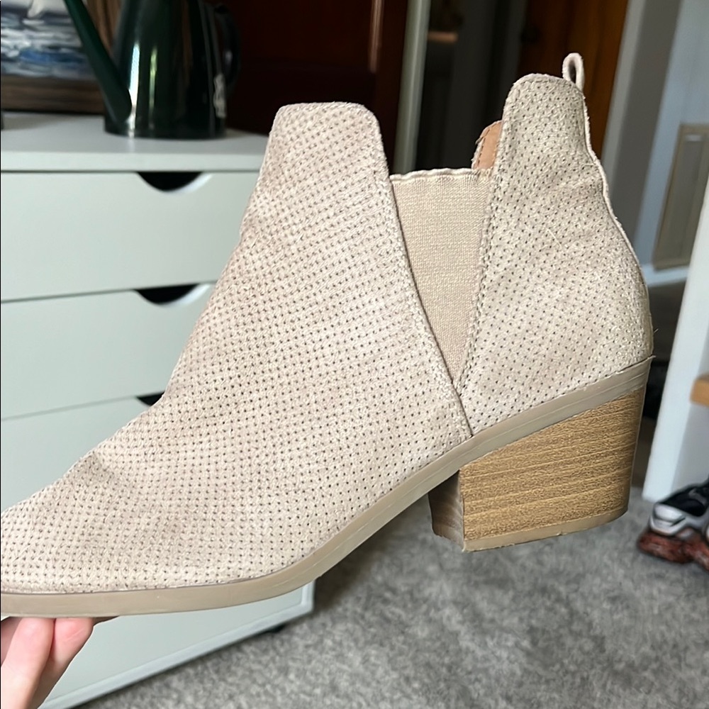 Women's Beige Ankle Boots